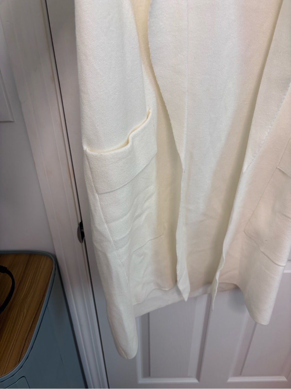 Women’s Open-Front Cream Cardigan with Pockets - Picture 7 of 16